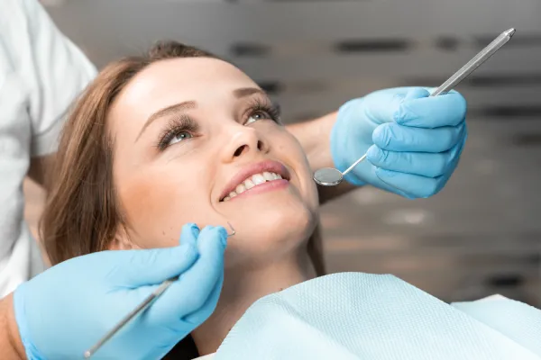 4 Cosmetic Dentistry Treatments to Try This Winter